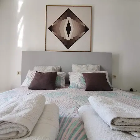 Apartment Luxury Front Line In Puerto Banus